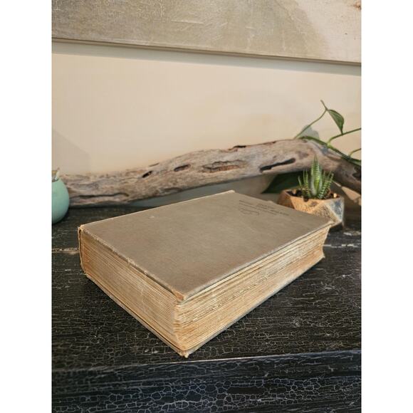 1937 Hardcover Gone With The Wind and Rhett Butler Knowles China 1981 Plate - Picture 2 of 10